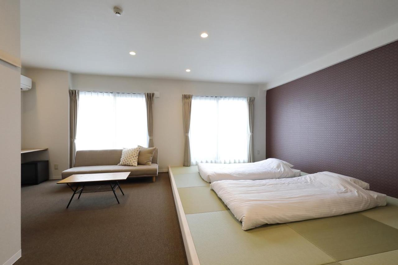 Grand Hostel Ldk Osaka Shinsaibashi - Former The Stay Osaka Shinsaibashi Eksteriør billede